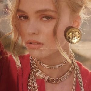 🔥CHANEL Cambon Vintage Earrings Gold Plated
